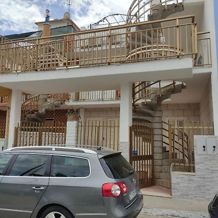 Casa Vacanza Villa Teresa Dix Torre Lapillo Eksteriør bilde