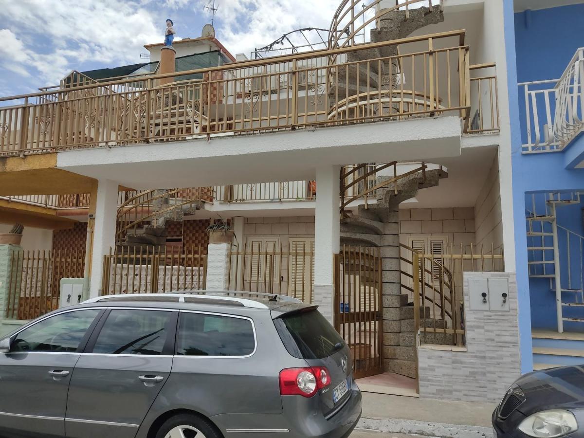 Casa Vacanza Villa Teresa Dix Torre Lapillo Eksteriør bilde