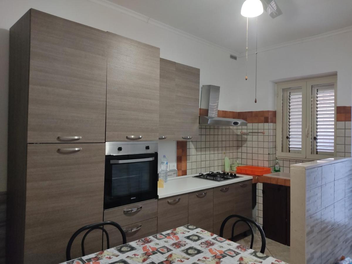 Casa Vacanza Villa Teresa Dix Torre Lapillo Eksteriør bilde
